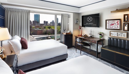 Habitación Grand, 2 camas de matrimonio, vistas a la ciudad