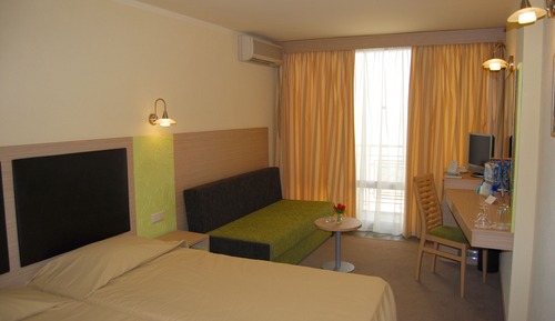 Habitación doble, vistas al parque