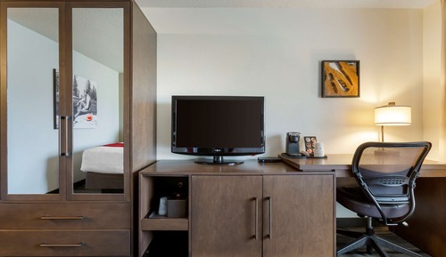 Habitación estándar, 2 camas de matrimonio, no fumadores, frigorífico y microondas (Pet Friendly)