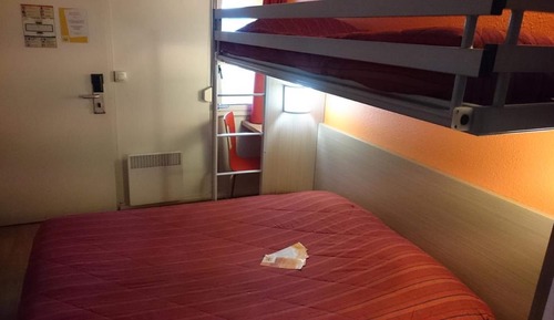 Habitación estándar, varias camas (1 Double and 1 Single bed)