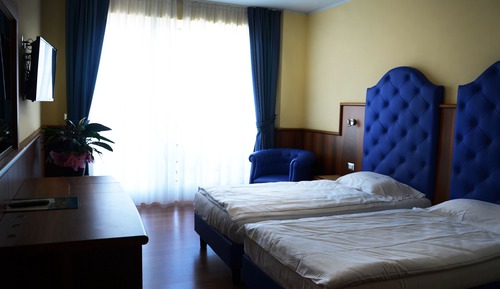Habitación Deluxe doble, vistas al lago (2 pax)