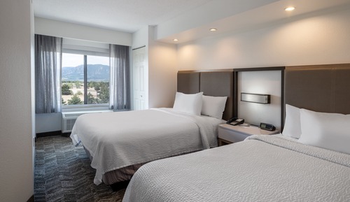 Habitación, varias camas (Hearing Accessible)