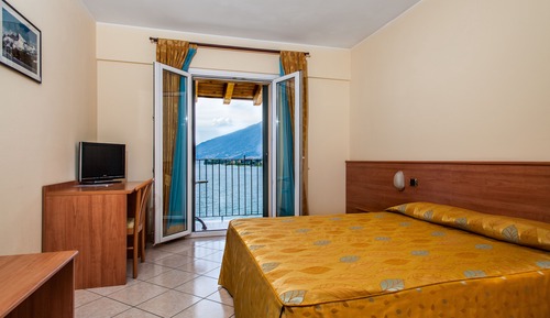 Habitación Confort doble, vistas al lago