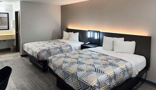 Habitación estándar, 2 camas de matrimonio, fumadores, frigorífico y microondas