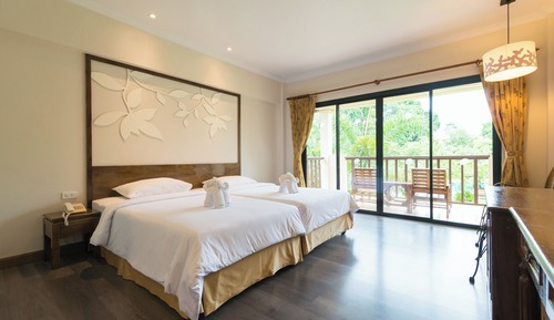 Habitación superior, vistas al jardín
