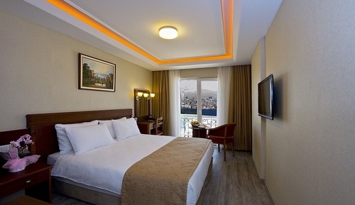 Habitación estándar con 1 cama doble o 2 individuales, no fumadores, vistas al mar