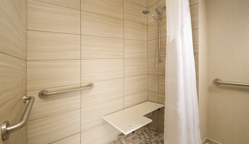 Habitación estándar, 1 cama de matrimonio grande, accesible en silla de ruedas (Accessible Tub)