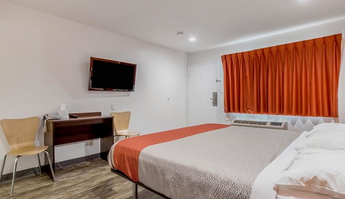 Habitación estándar, 1 cama de matrimonio grande, accesible para personas con discapacidad