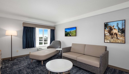 Suite, 1 cama de matrimonio grande, no fumadores (Living Room;with Sofabed)