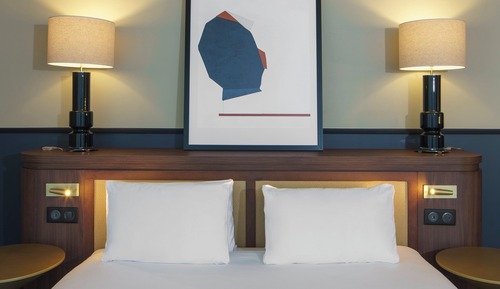 Suite, 1 cama de matrimonio con sofá cama