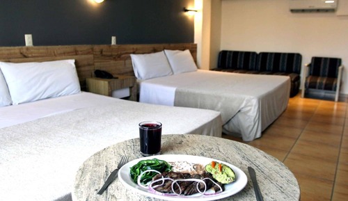 Suite (2 King Beds + 1 Sofabed Suite)