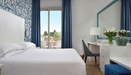 Habitación estándar doble, vistas parciales al lago