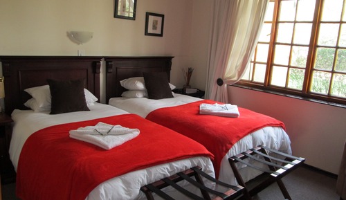 Standard Twin Room