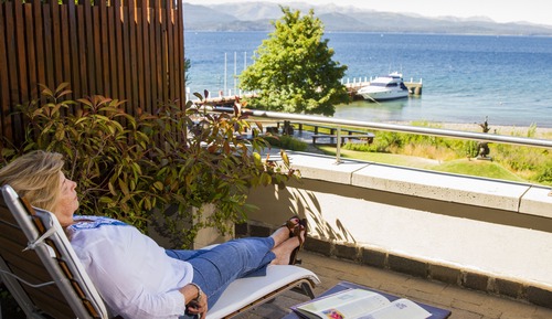 Estudio, balcón, vistas al lago (Nahuel)