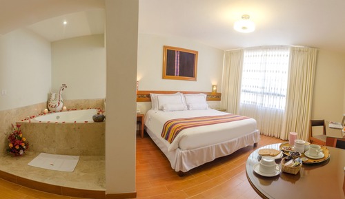 Suite junior, bañera de hidromasaje