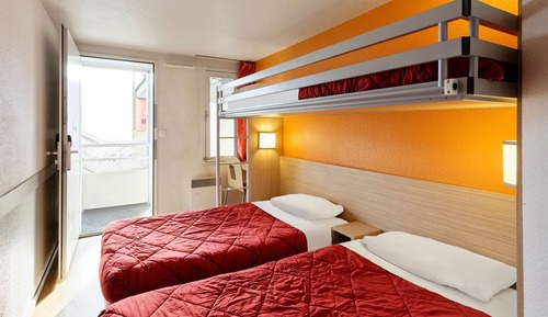 Habitación estándar, varias camas (1 Double and 1 Single bed)