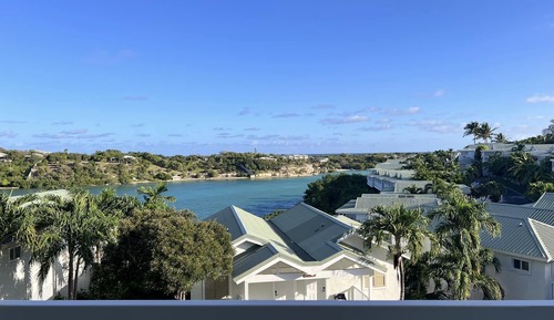 Suite, vistas a la piscina