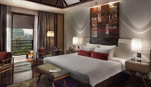 Deluxe Balcony Room
