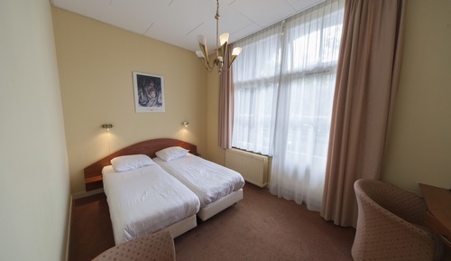 Habitación estándar doble, balcón