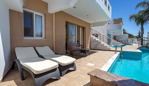 Suite Grand, acceso a la piscina, planta baja (Adults Only)