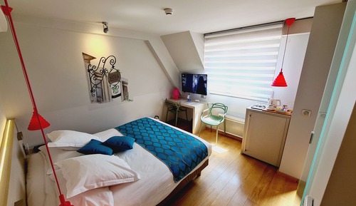 Habitación básica, 1 cama de matrimonio, no fumadores, balcón