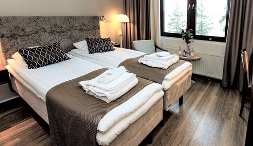 Habitación con 2 camas individuales