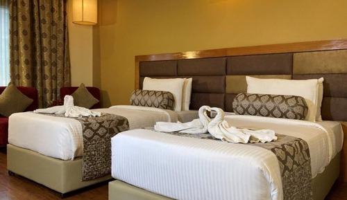 Habitación (Club Double Room With Large Bed)