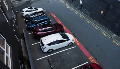 Estudio (Queen, Parking)