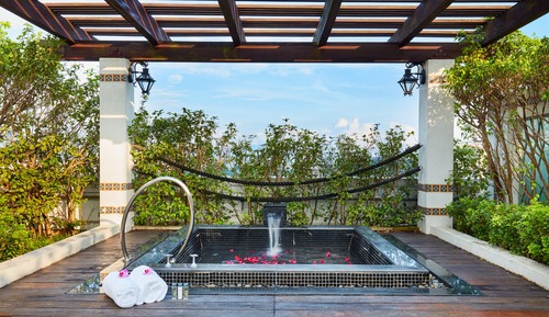 Suite Club, 1 cama de matrimonio grande, terraza