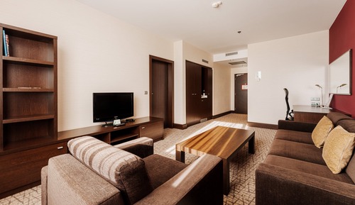 Suite, 1 cama de matrimonio grande con sofá cama