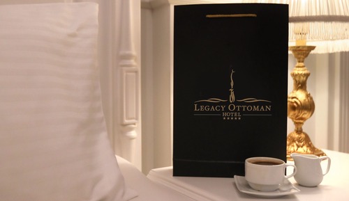 Legacy Ottoman King Suite