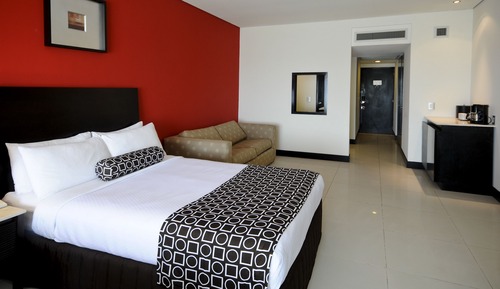 Habitación estándar, 1 cama de matrimonio grande, accesible para personas con discapacidad