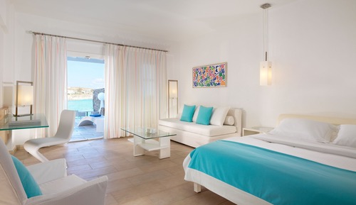 Private Pool Suite