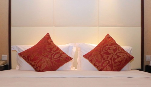Habitación superior, 1 cama de matrimonio grande, fumadores, vistas a la ciudad