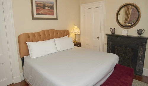 Habitación estándar doble, baño privado (The Inn 7 King Jetted Tub)