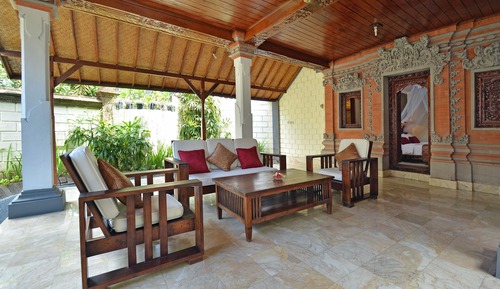 2 Bedrooms Family Villa (Upstairs and Downstairs)