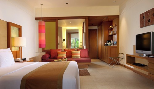 Habitación, 1 cama de matrimonio grande con sofá cama, no fumadores, vistas al jardín (Balcony)