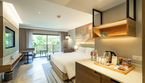 Habitación Premium, 1 cama de matrimonio grande, balcón, vistas a la piscina
