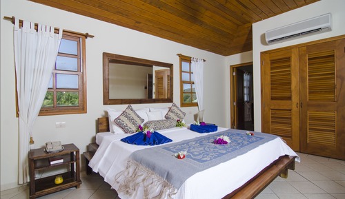 Habitación estándar, 1 cama de matrimonio grande, patio, planta baja