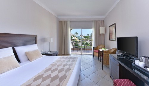 Habitación Deluxe, vistas al jardín (Queen or Twin Bed, Jaz Mirabel Beach)