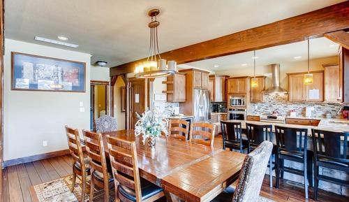 Suite, Multiple Beds, Mountain View (Five-Bedroom House)