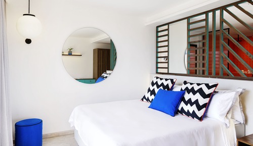 GARDEN VIEW ROOM