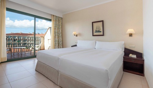 Habitación doble, balcón