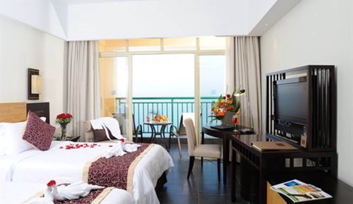 Habitación, varias camas, vistas al mar