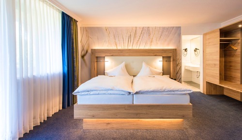 Suite junior, 1 cama doble, balcón