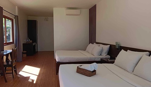 Habitación familiar, vistas al mar