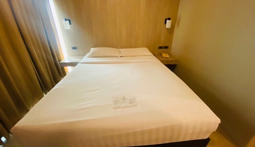 Premium Superior Single Bed