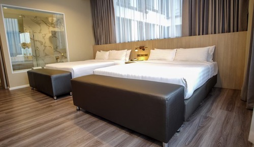 Habitación ejecutiva con 1 cama doble o 2 individuales, 2 camas de matrimonio