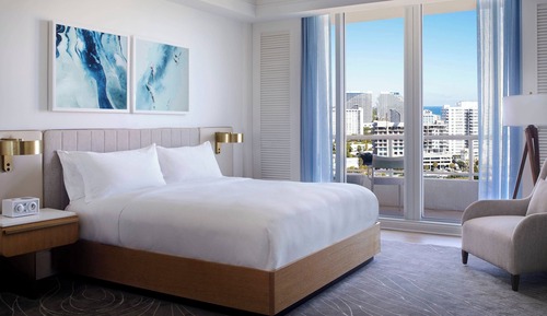 Habitación Club, 1 cama de matrimonio grande con sofá cama