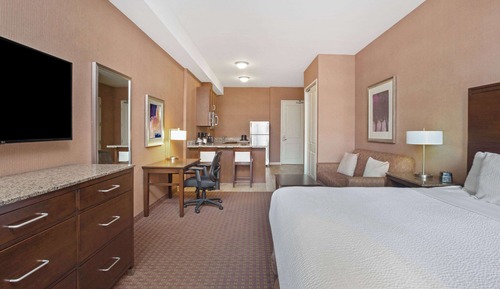 Suite estudio, 1 cama de matrimonio grande con sofá cama, no fumadores, balcón (Full Kitchen)